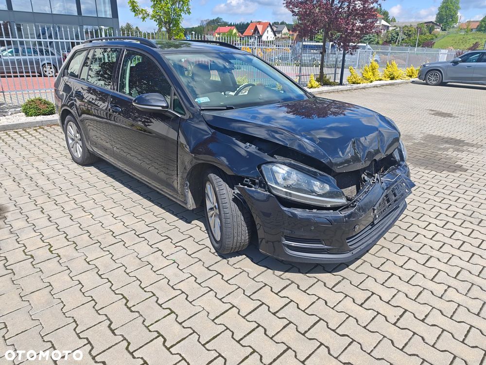 Volkswagen Golf - 21
