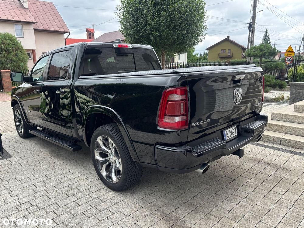 RAM 1500 Crew Cab Laramie - 2