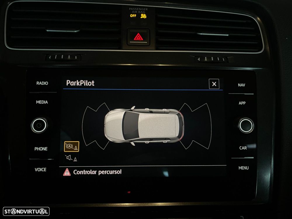 VW Golf 1.6 TDI R-Line - 13