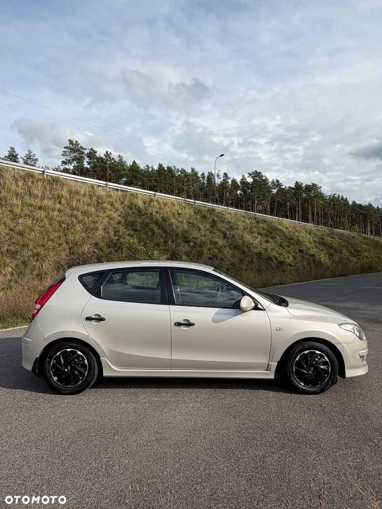 Hyundai i30 1.4 Classic + EU5 - 3