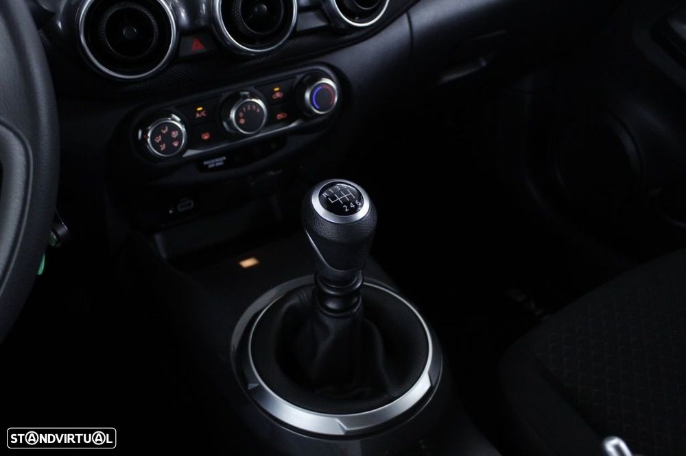 Nissan Juke 1.0 DIG-T Acenta - 31
