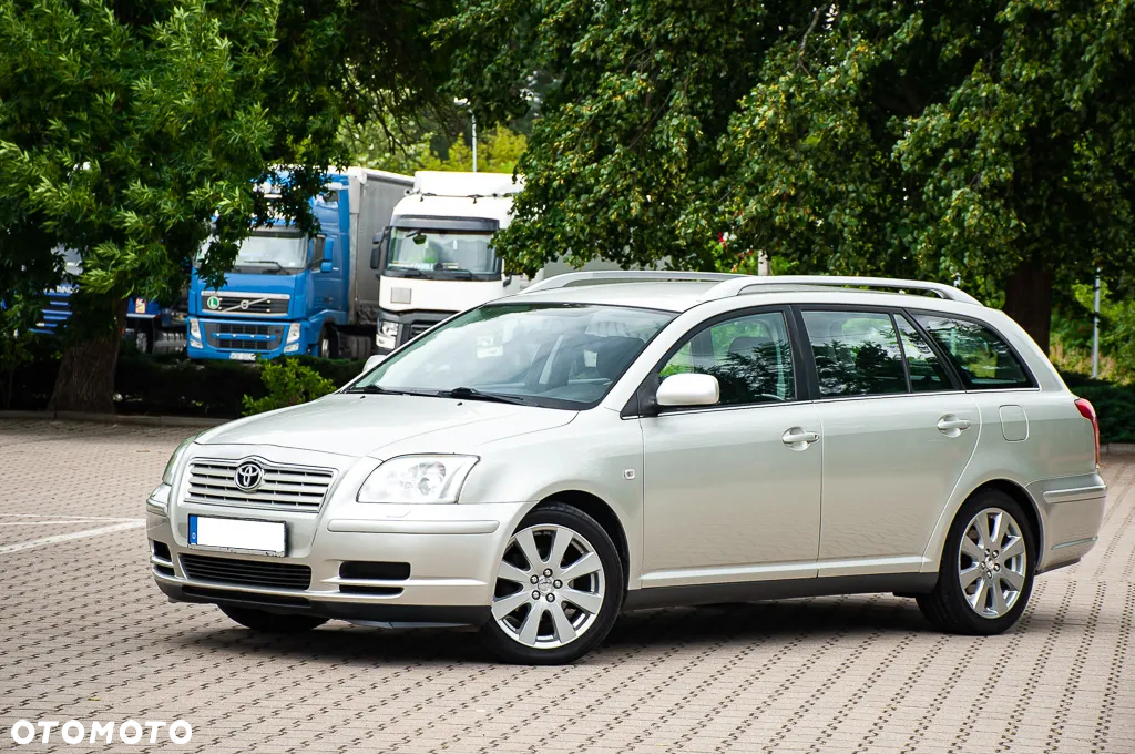 Toyota Avensis 1.8 VVT-i Combi Team - 8