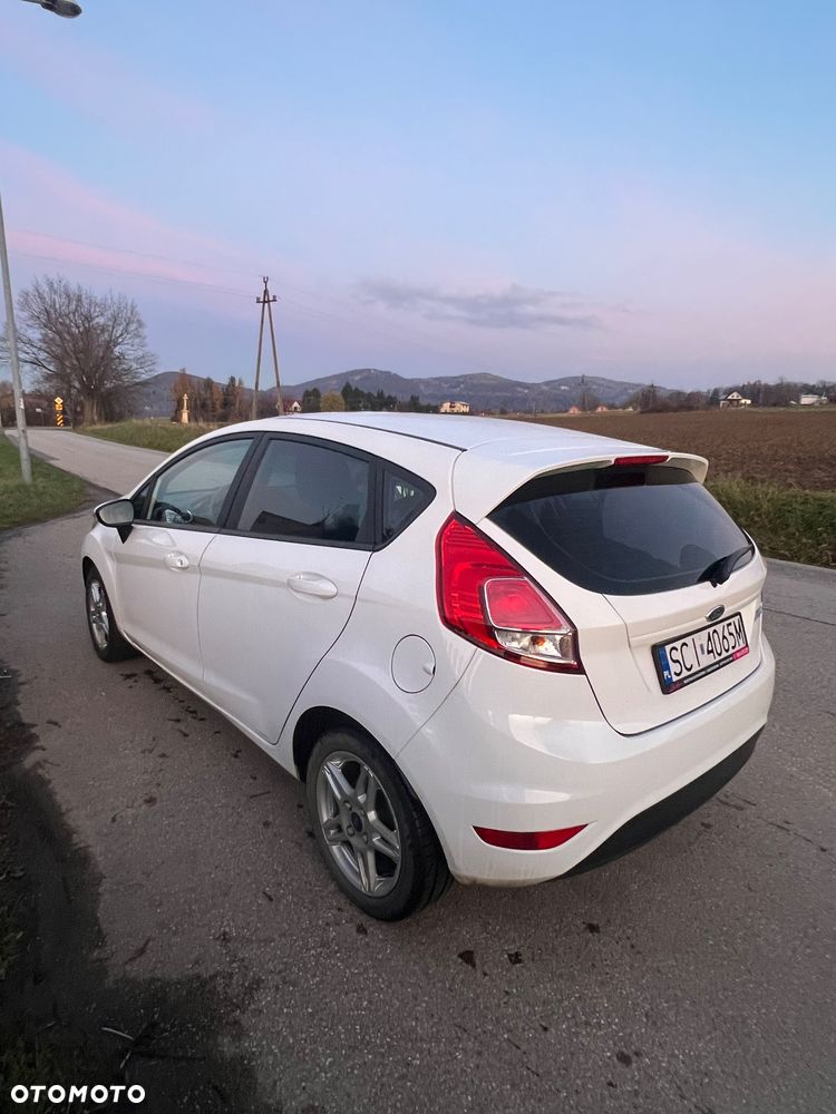 Ford Fiesta - 2