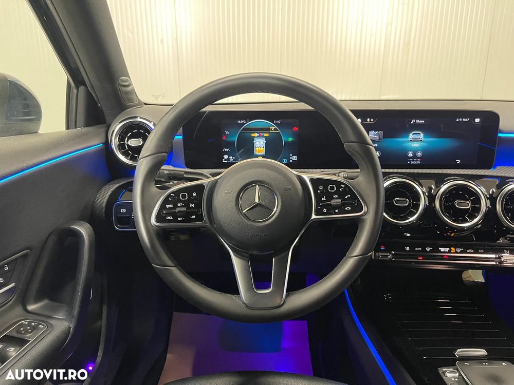 Mercedes-Benz A 180 d 8G-DCT - 6