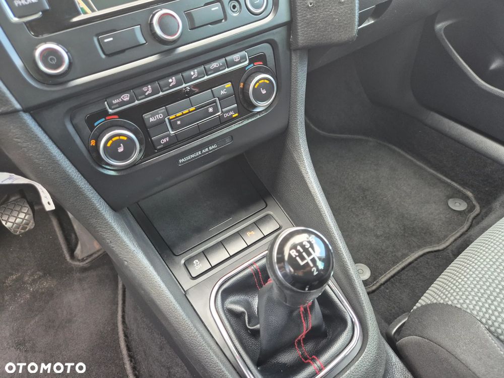 Volkswagen Golf Variant 1.6 TDI DPF Comfortline - 39