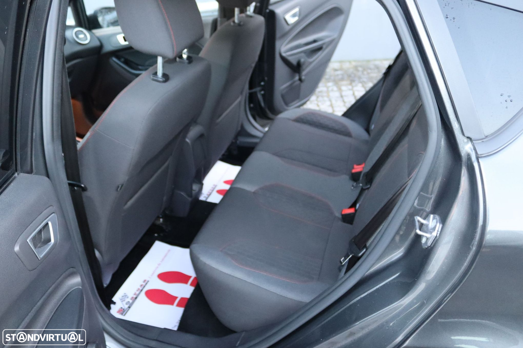 Ford Fiesta - 11
