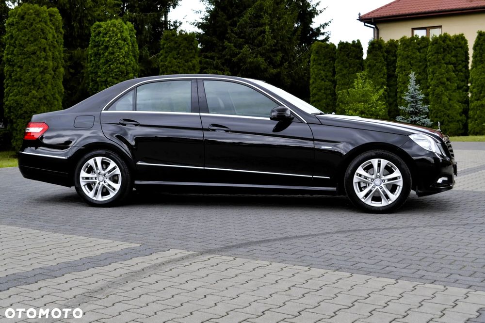 Mercedes-Benz Klasa E 200 CDI DPF BlueEFFICIENCY Automatik Avantgarde - 11