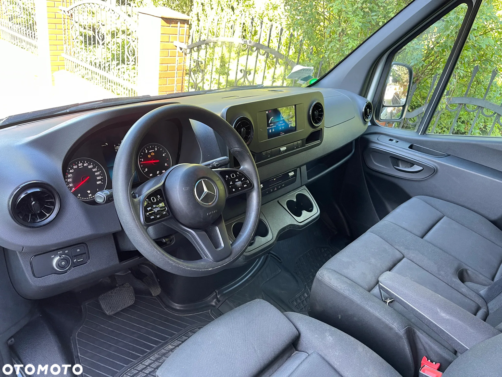 Mercedes-Benz Sprinter W907 MAXI MAX DŁUGI 316 CDI 2.2 CDI 163 KM Navi Tablet Klima Kamera cofania LED - 8