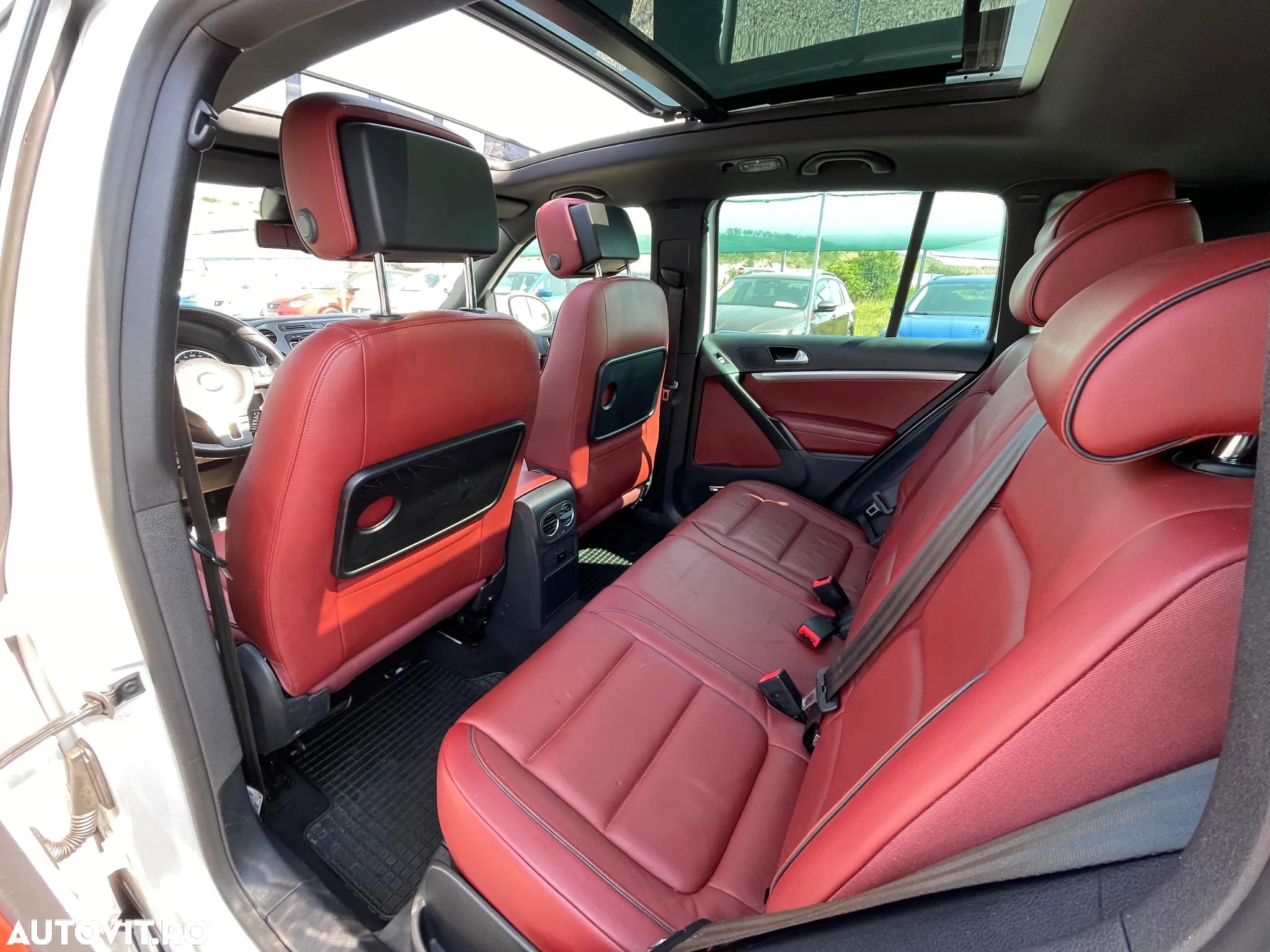 Volkswagen Tiguan 2.0 TDI 4Motion DSG BMT Sport & Style - 19