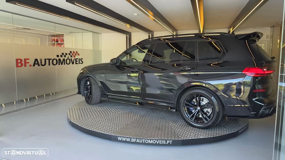 BMW X7 40 d xDrive Pack M - 18