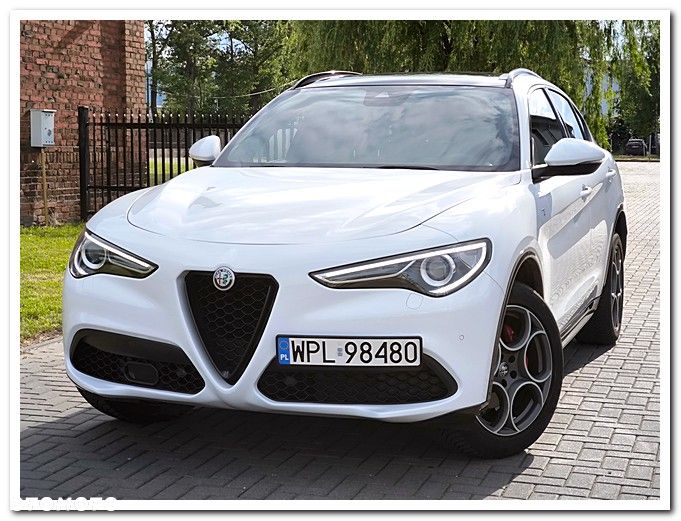 Alfa Romeo Stelvio 2.0 Turbo 16V AT8-Q4 Executive - 3