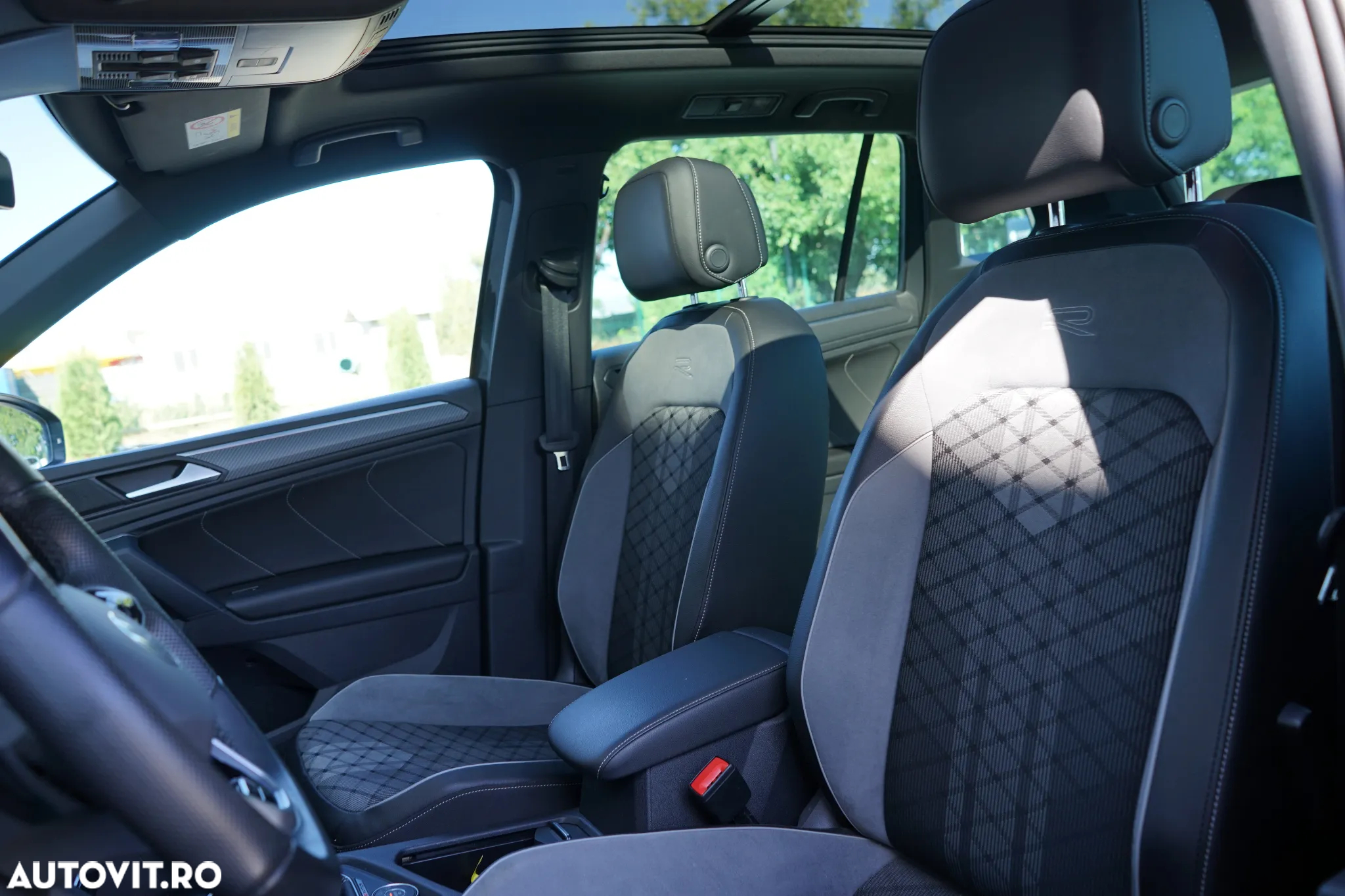 Volkswagen Tiguan - 13