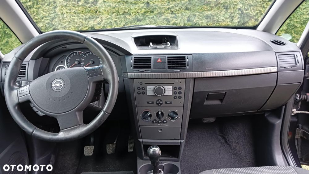 Opel Meriva 1.6 16V Cosmo - 4