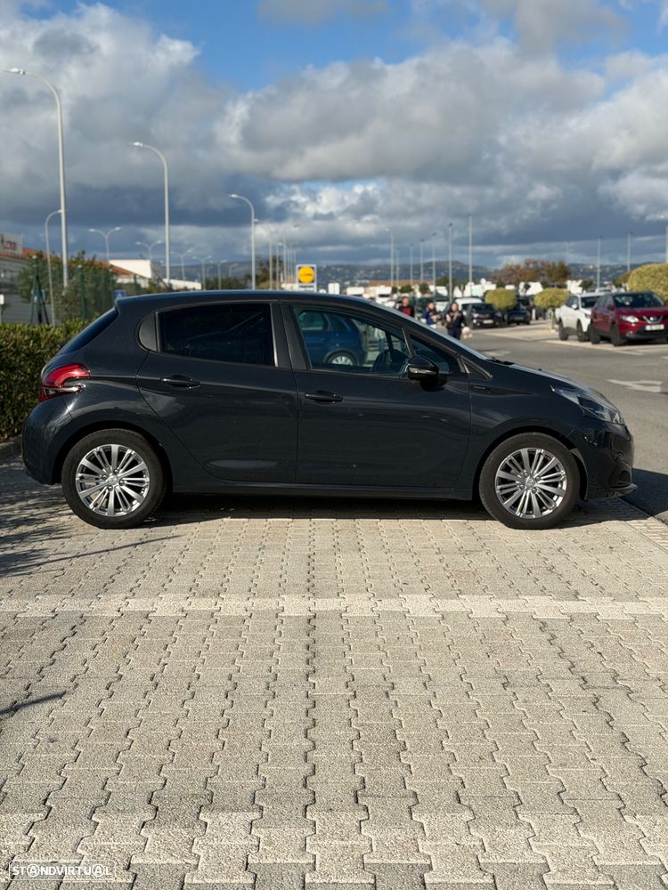 Peugeot 208 1.2 PureTech Active - 7
