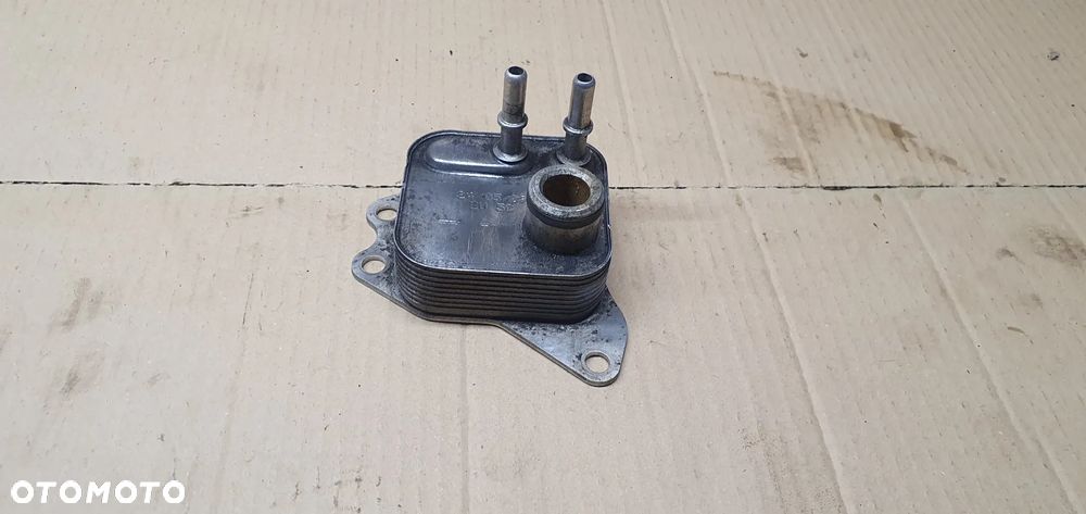 Chłodnica oleju chłodniczka Jaguar XF X250 2.7 TDV6 - 2