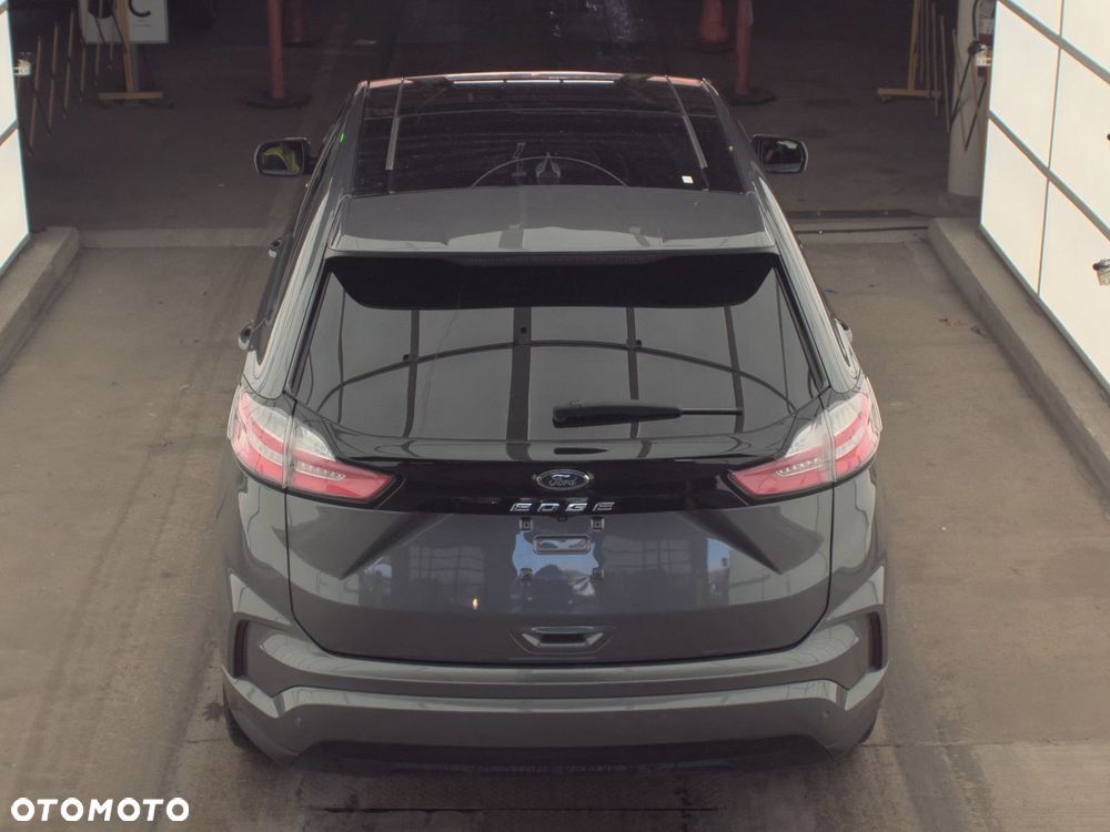 Ford Edge - 3