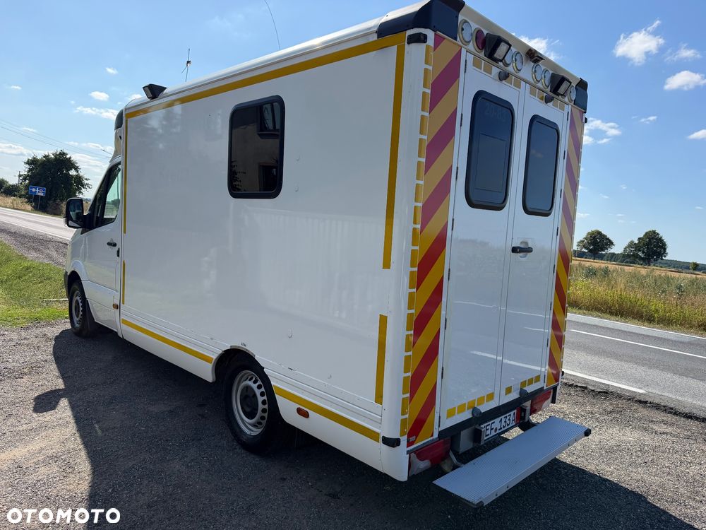 Mercedes-Benz Sprinter - 4