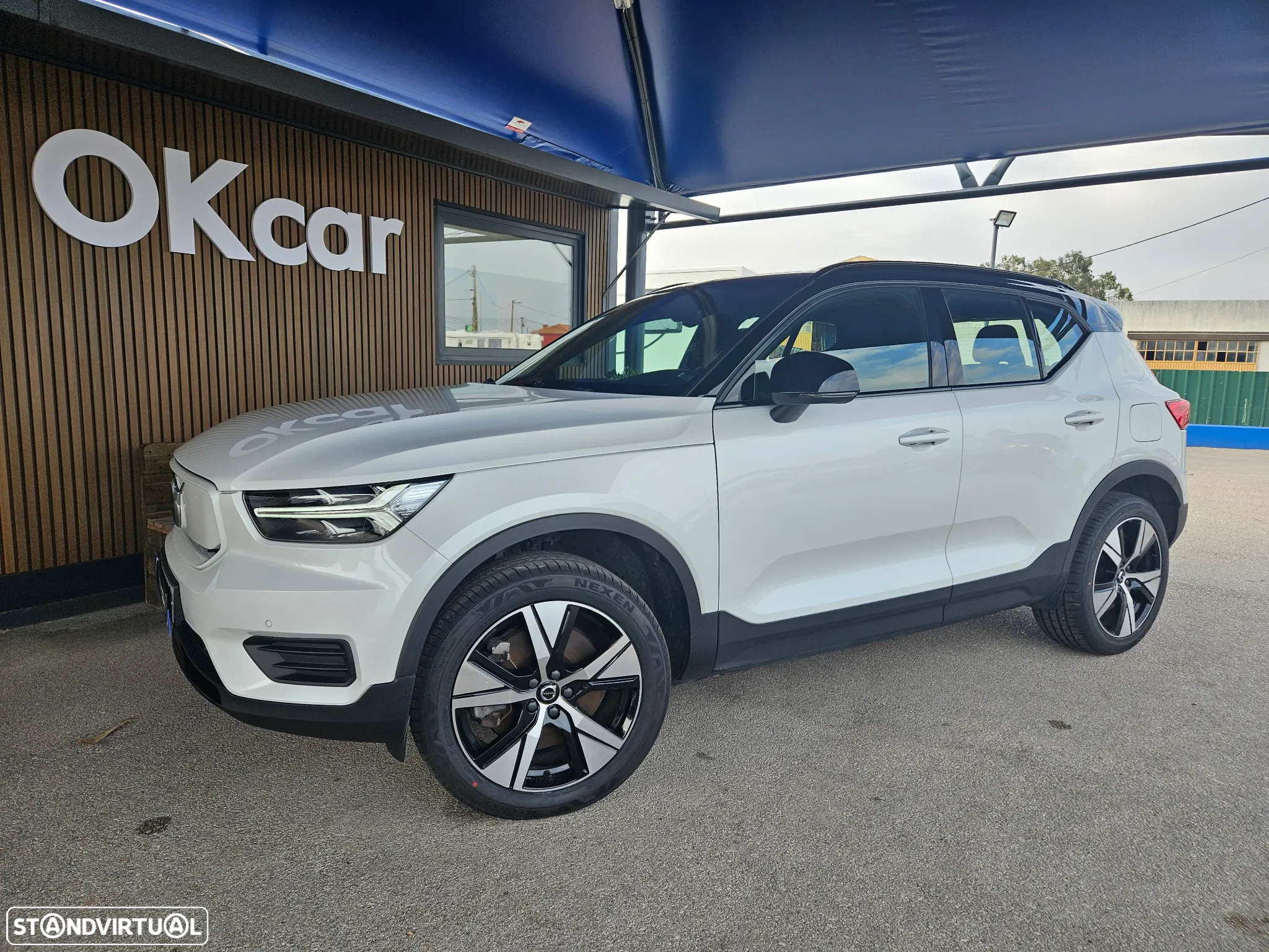 Volvo XC 40 Recharge Plus - 11