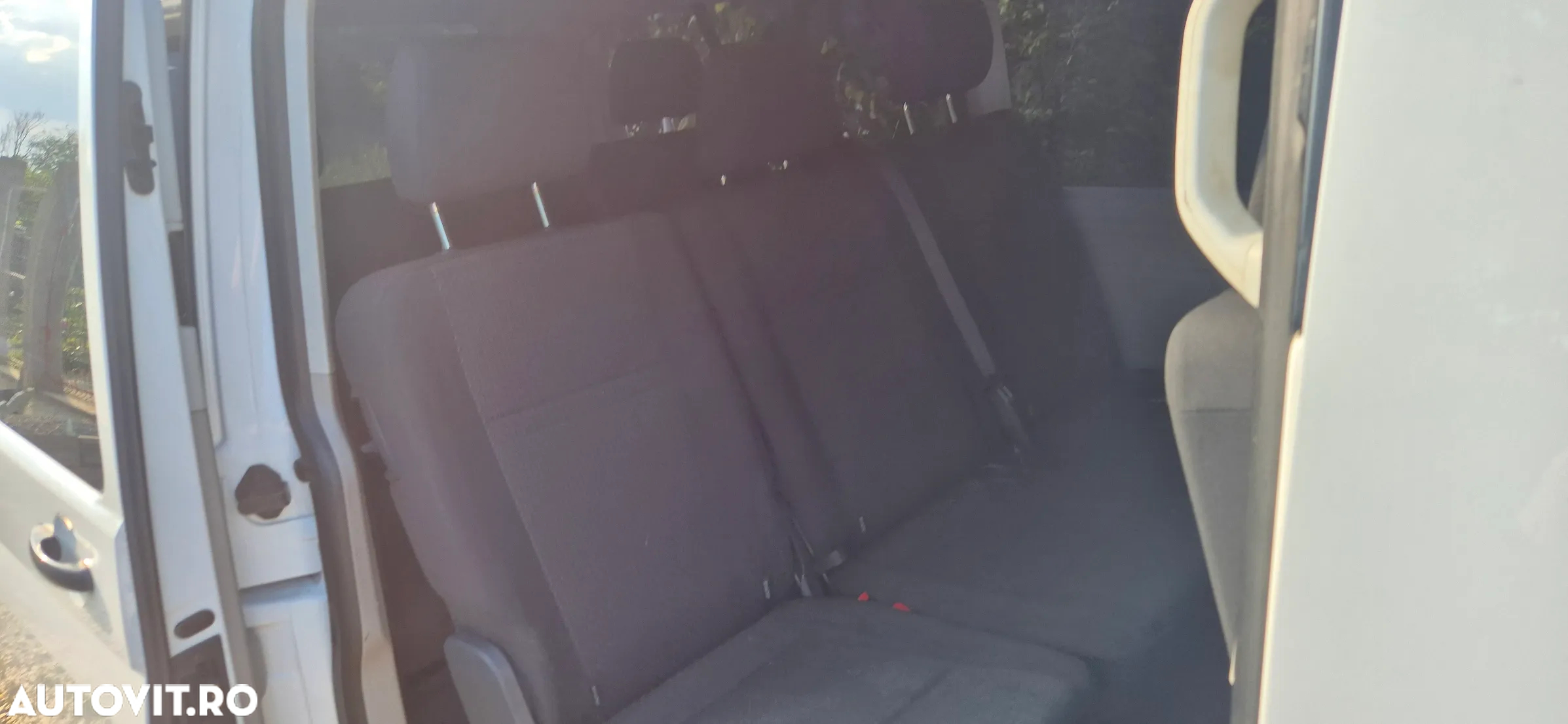 Volkswagen Caravelle T6 2.0 TDI LR Comfortline - 7