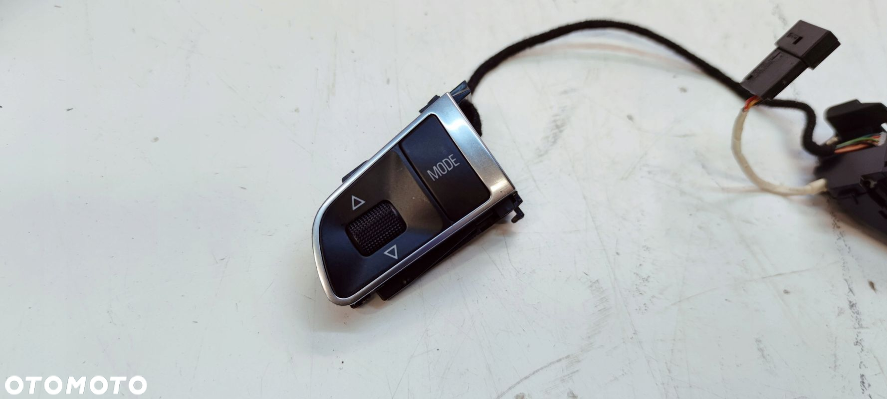 GUZIK GUZIKI MULTIFUNKCJI CHROM AUDI A3 A4 A6 A8 4E0951527AD 4E0951527AE - 2