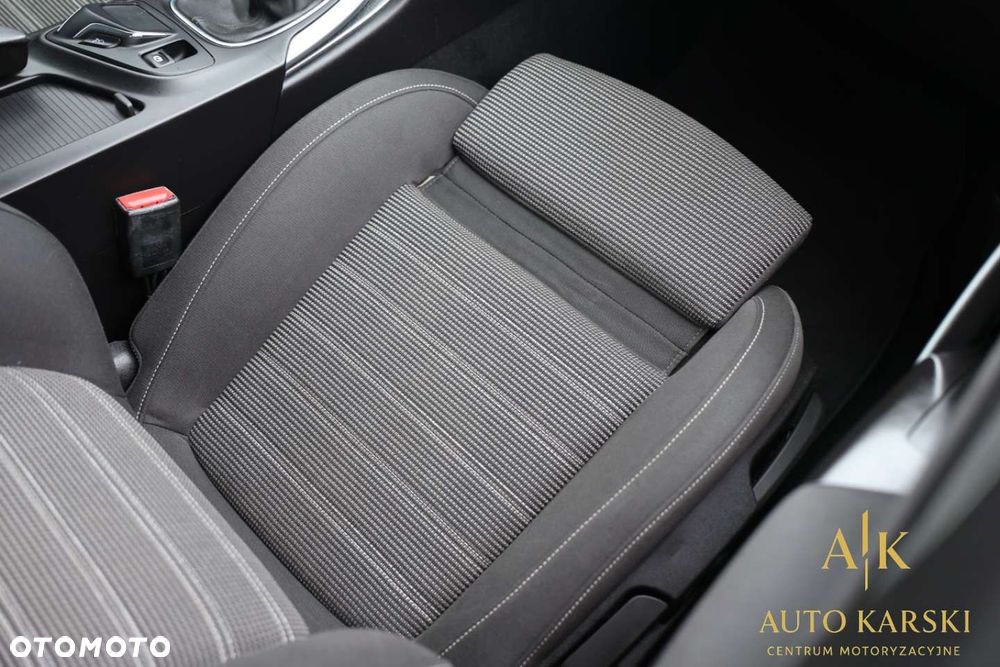 Opel Insignia - 38