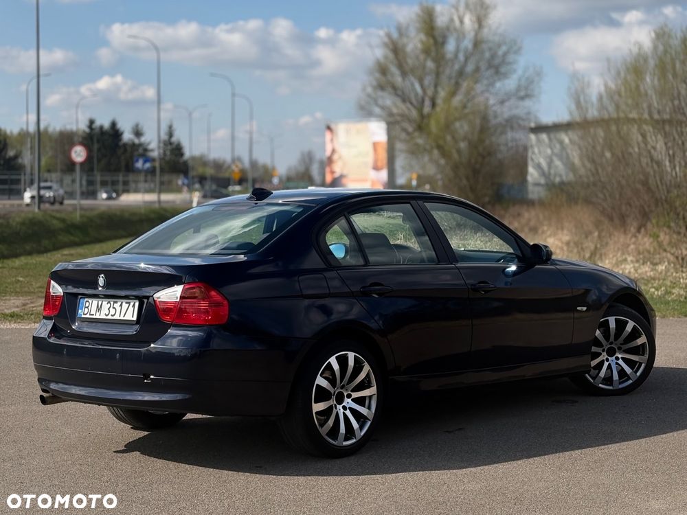 BMW Seria 3 320i - 6