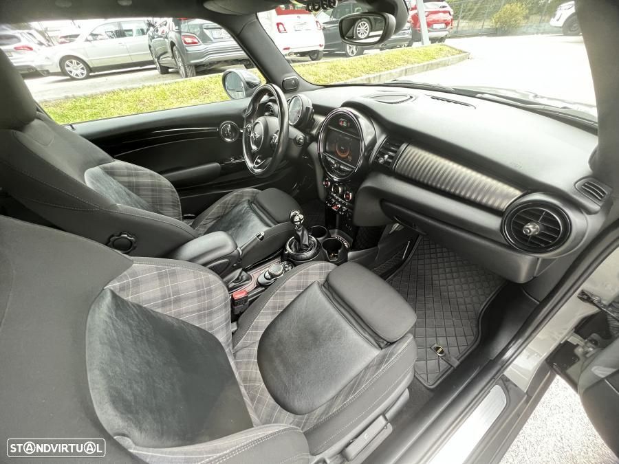 MINI 3 Portas Cooper D - 29