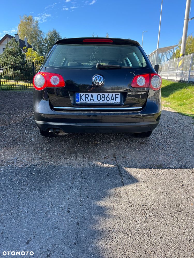 Volkswagen Passat - 3