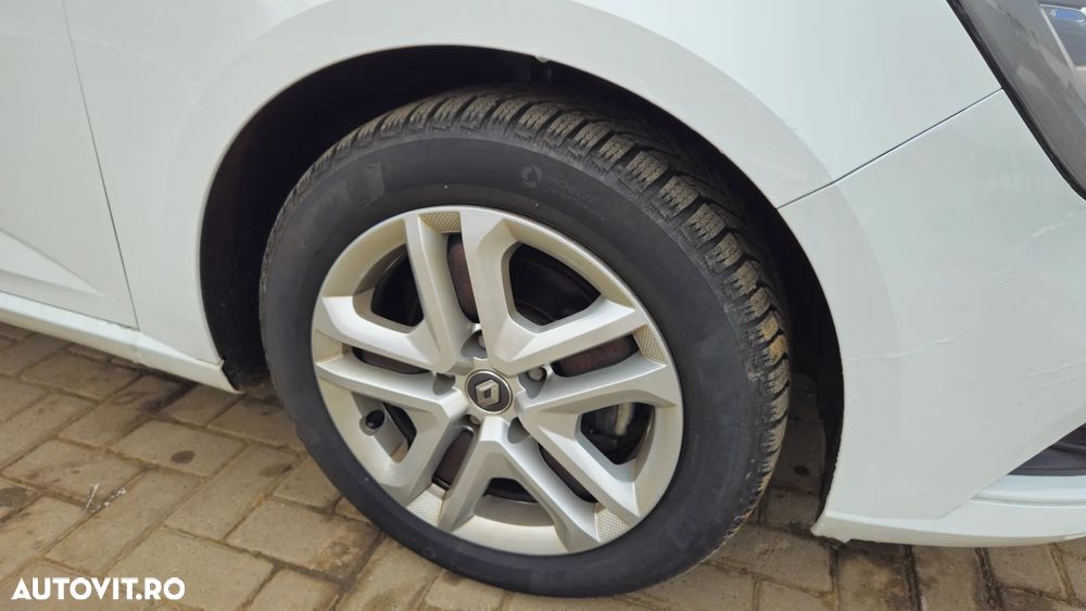 Renault Megane TCe GPF Zen - 4