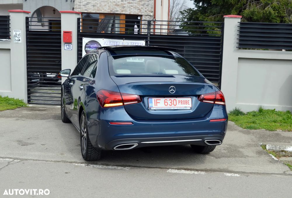 Mercedes-Benz A 180 Sedan 7G-DCT Lim. Special Edition - 33