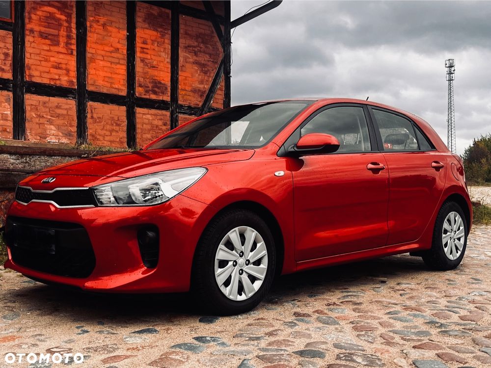 Kia Rio 1.4 L - 4