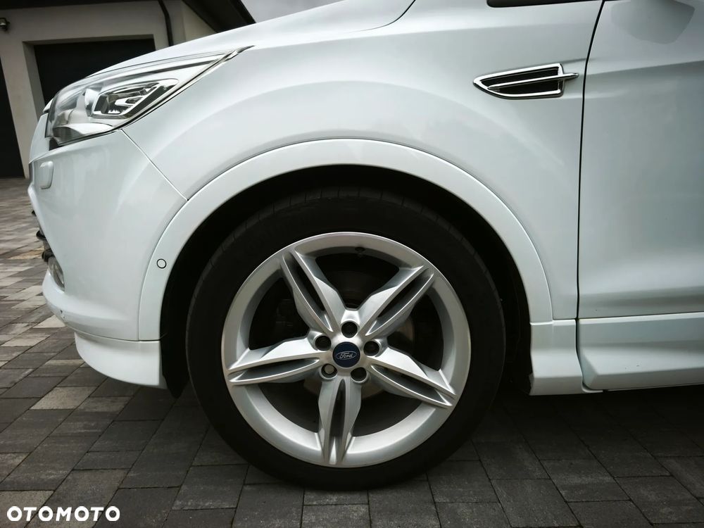 Ford Kuga 2.0 TDCi 4x4 Individual - 29