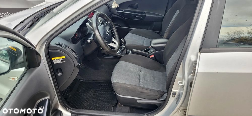 Kia Ceed Cee'd 1.6 Comfort - 18