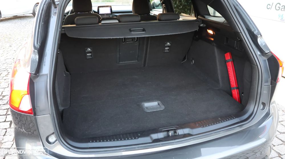 Ford Focus SW 1.0 EcoBoost ST-Line Aut. - 25