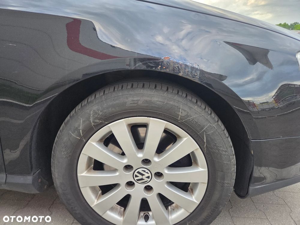 Volkswagen Passat 2.0 TDI DPF BlueMotion Technology Comfortline - 10