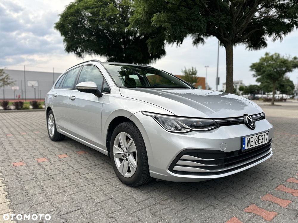 Volkswagen Golf 1.5 eTSI mHEV Life DSG - 4