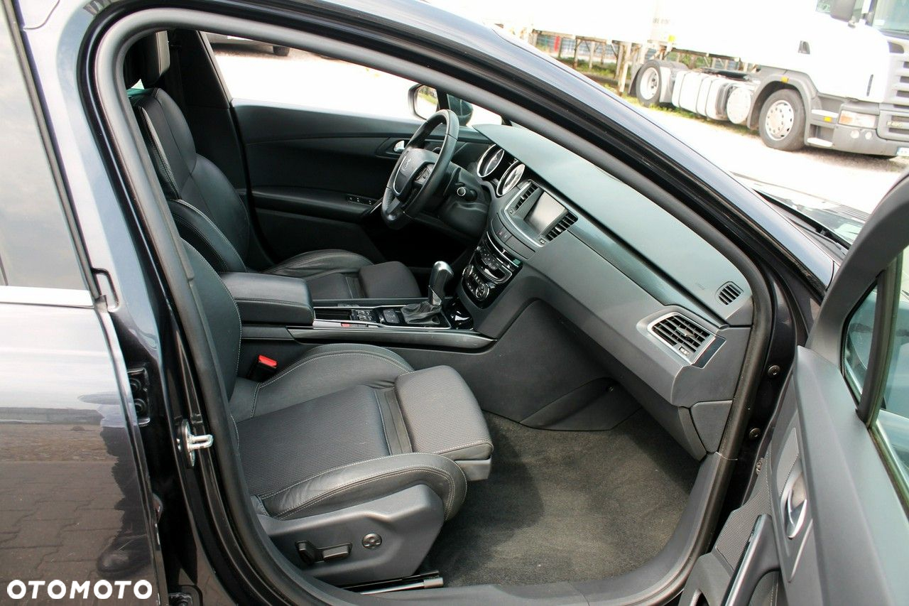 Peugeot 508 RXH BlueHDi 180 EAT6 Stop&Start - 26