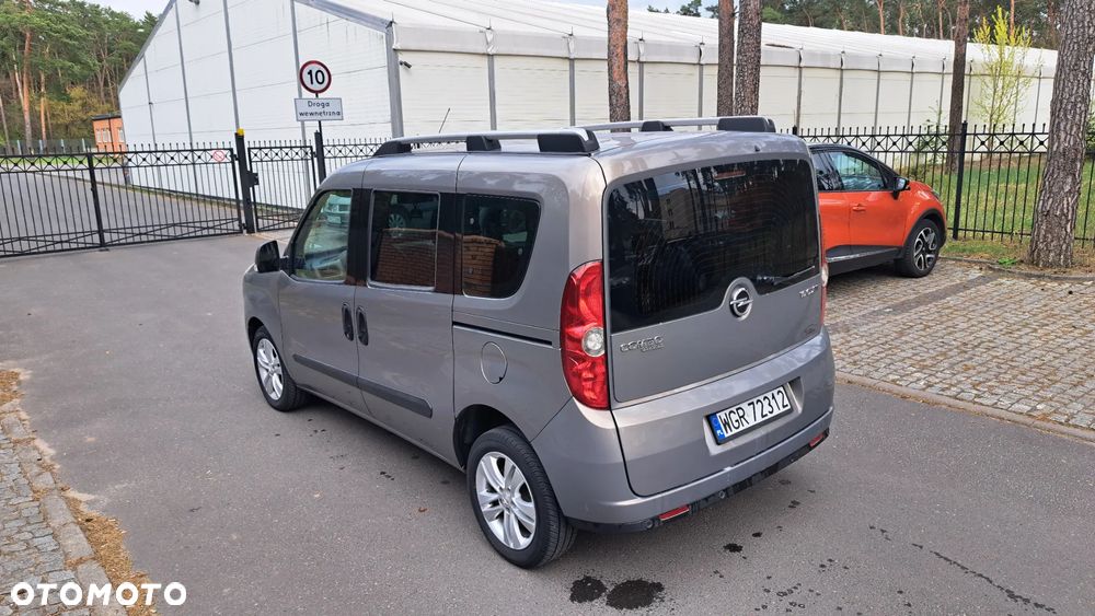 Opel Combo 1.6 CDTI Enjoy - 8