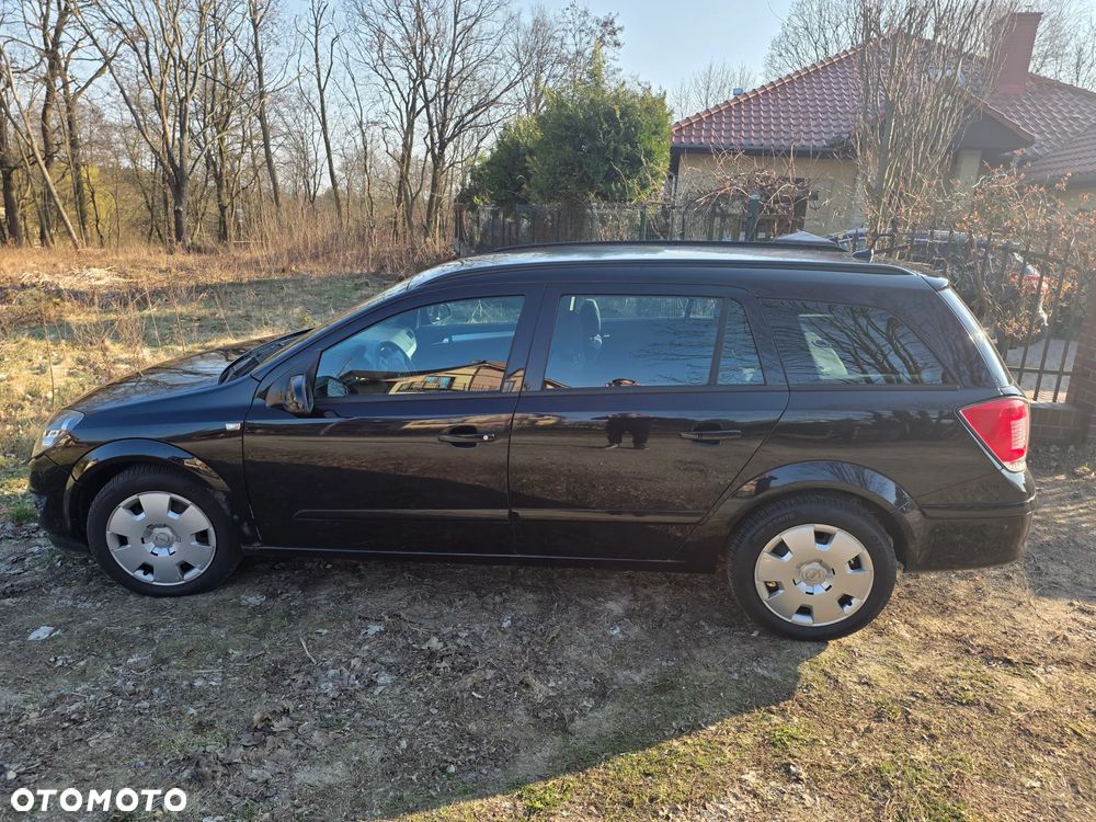 Opel Astra 1.9 CDTI Elegance - 3