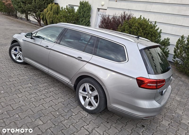 Volkswagen Passat - 3