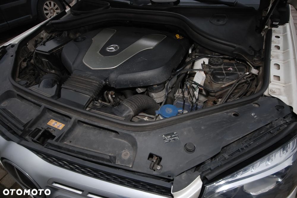 Mercedes-Benz GLS - 30