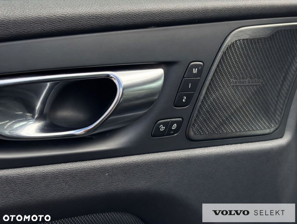 Volvo XC 60 - 29