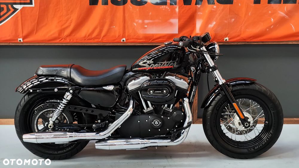 Harley-Davidson Sportster - 1