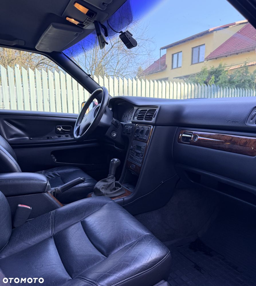 Volvo V70 2.4 - 11