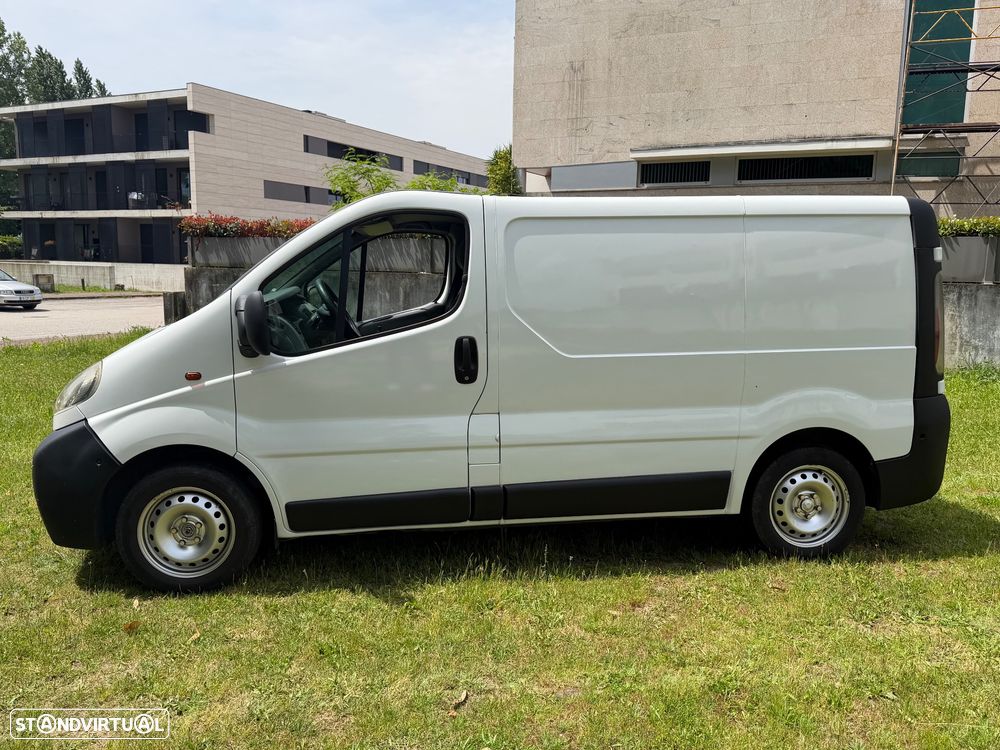 Opel Vivaro 1.9 cdti - 22