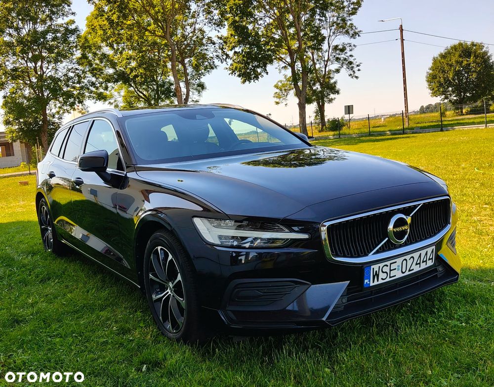 Volvo V60 D3 Momentum Pro - 2