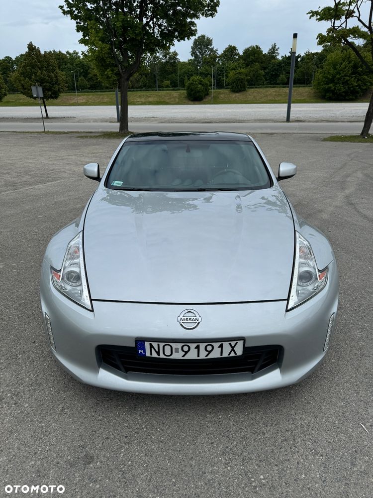 Nissan 370 Z Standard - 2