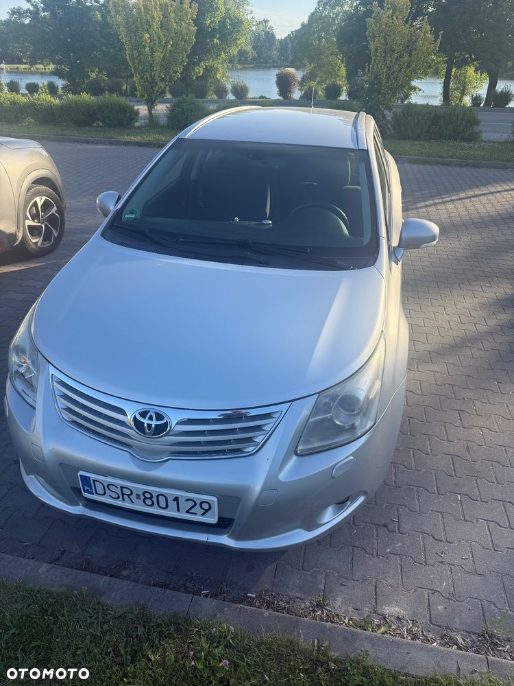 Toyota Avensis 2.0 D-4D Luna - 3