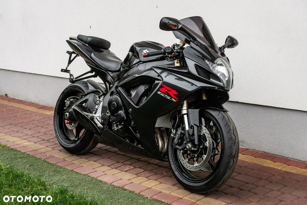 Suzuki GSX-R - 1