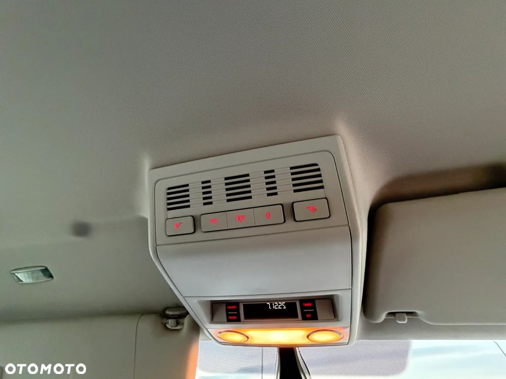 Volkswagen Multivan 2.0 TDI L1 Business 4Motion DSG - 18